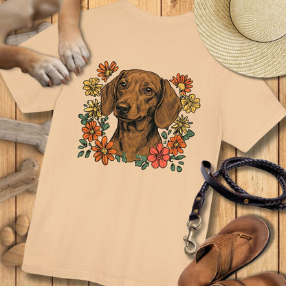 Dackel in Blumen - Nur Hinten - T-Shirt Unisex Modern Fit - Weich & Leicht