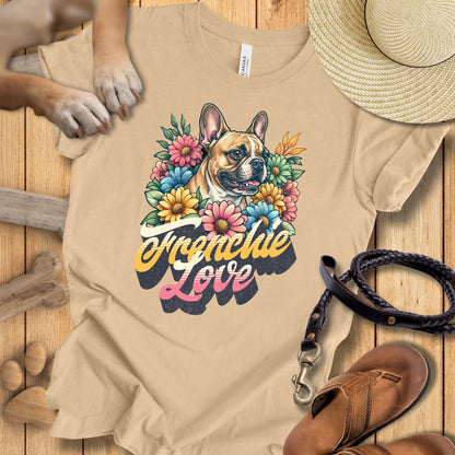 Frenchie Love - Französische Bulldogge - T-Shirt Unisex Modern Fit - Weich & Leicht