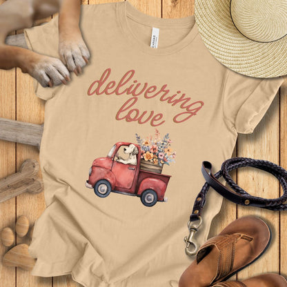 Delivering Love - T-Shirt Unisex Modern Fit - Weich & Leicht