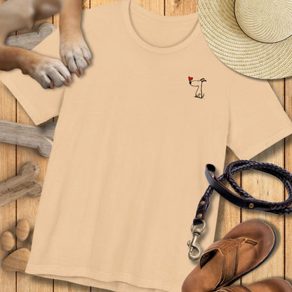 Kleiner Hund mit Herz - Vorne & Hinten - T-Shirt Unisex Modern Fit - Weich & Leicht