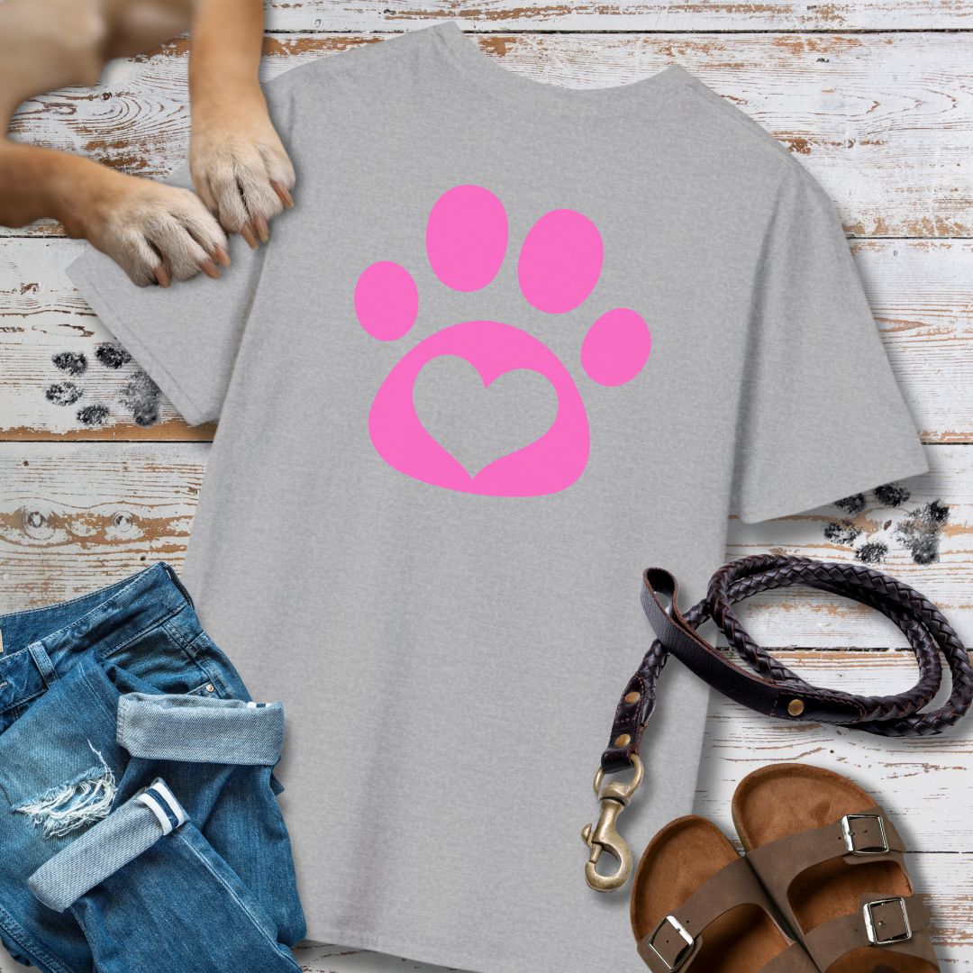 Love in Pink - Vorne & Hinten - T-Shirt Unisex Classic Fit - Bequemer Klassiker