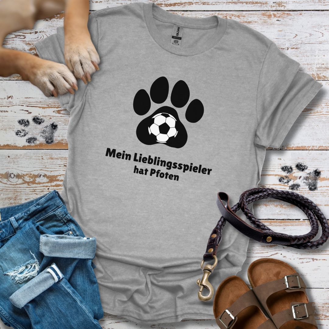 Mein Lieblingsspieler hat Pfoten - WM-Edition - T-Shirt Unisex Classic Fit - Bequemer Klassiker