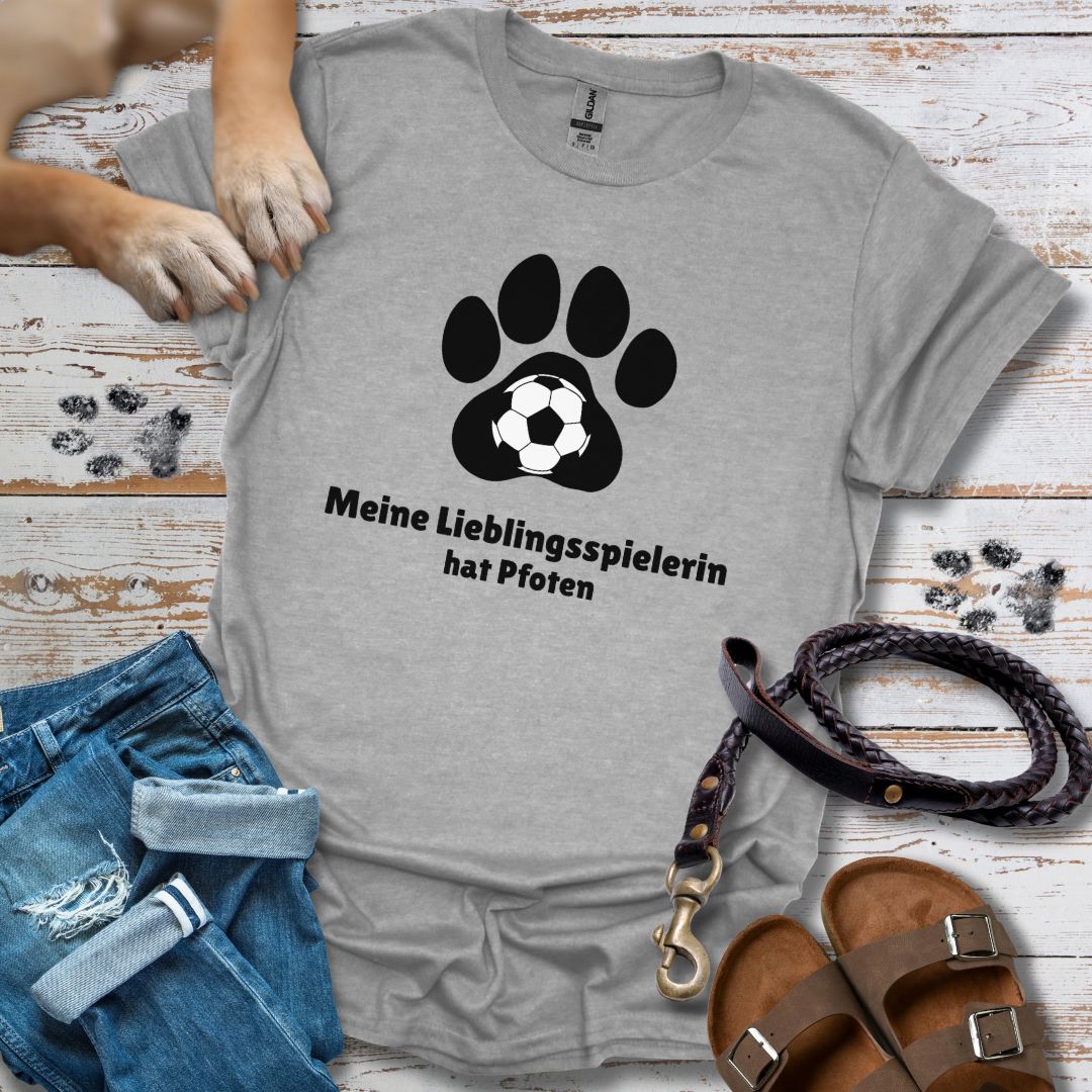 Meine Lieblingsspielerin hat Pfoten - WM-Edition - T-Shirt Unisex Classic Fit - Bequemer Klassiker