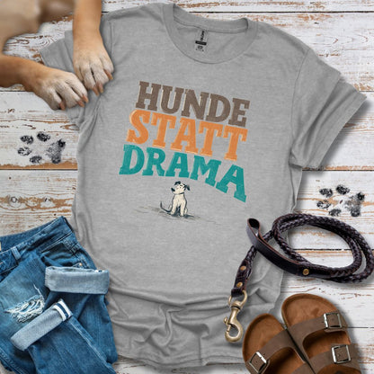 Hunde statt Drama -T-Shirt Unisex Classic Fit - Bequemer Klassiker