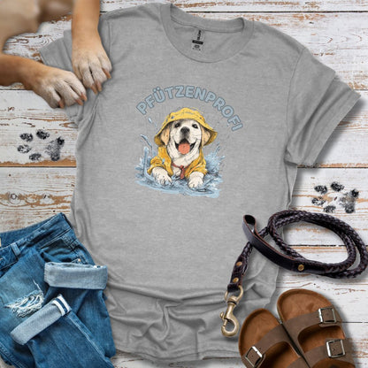 T‑Shirt des Monats November "Pfützenprofi" - T-Shirt Unisex Classic Fit - Bequemer Klassiker