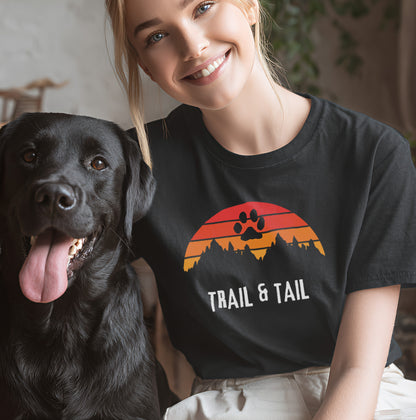 Trail & Tail T-Shirt Unisex Classic Fit - Bequemer Klassiker