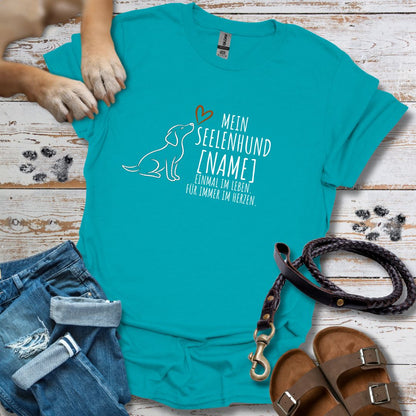 Mein Seelenhund Personalisierbar - T-Shirt Classic Fit - Bequemer Klassiker