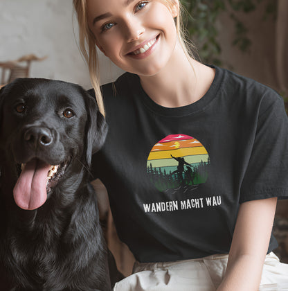 Wandern macht Wau - T-Shirt Unisex Modern Fit - Weich & Leicht