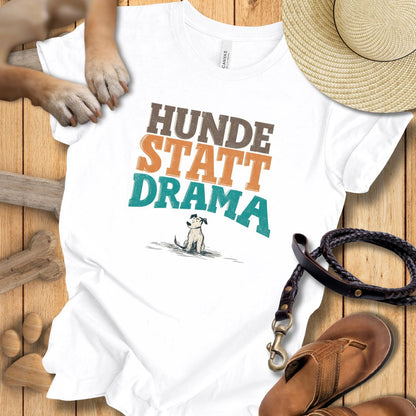 Hunde statt Drama - T-Shirt Unisex Modern Fit - Weich & Leicht