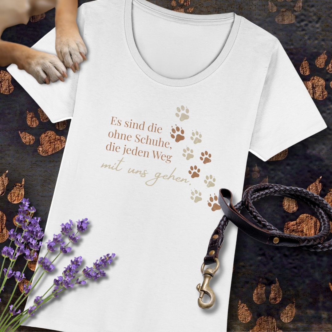 Es sind die ohne Schuhe, die jeden Weg mit uns gehen - Premium Damen T-Shirt - Slim Fit