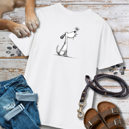 Kleiner Hund mit Blume - Vorne & Hinten - T-Shirt Unisex Classic Fit - Bequemer Klassiker