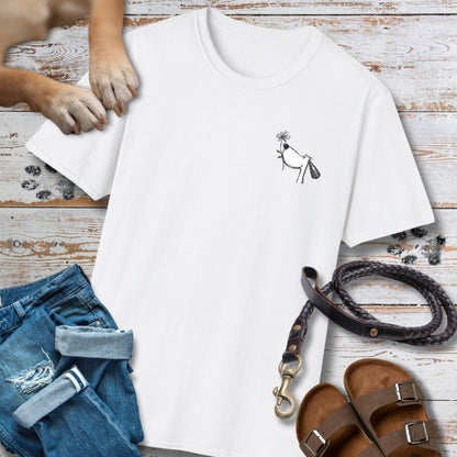 Kleiner Hund mit Blume - Vorne & Hinten - T-Shirt Unisex Classic Fit - Bequemer Klassiker