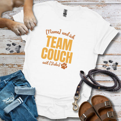 Team Couch Personalisierbar - T-Shirt Unisex Classic Fit - Bequemer Klassiker