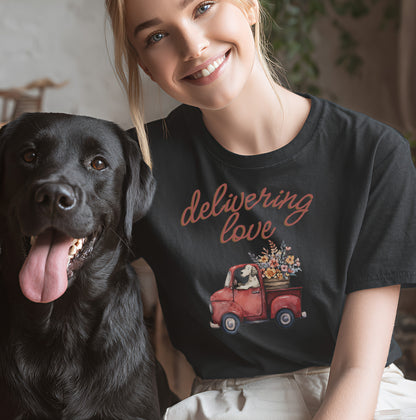 Delivering Love - T-Shirt Unisex Modern Fit - Weich & Leicht